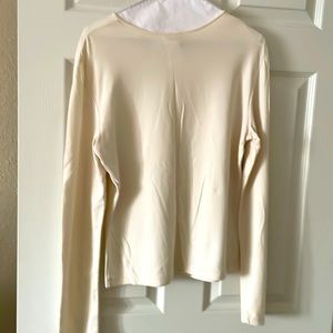 Mondi pull over high neck, long sleeves, beautiful.